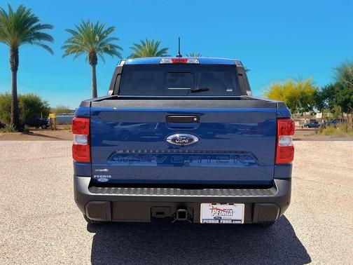 Atlas Blue Metallic 2024 Ford Maverick Lariat