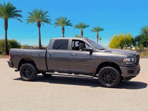 Granite Crystal Metallic Clearcoat 2020 RAM 2500 Big Horn Crew Cab 4x4 6'4' Box