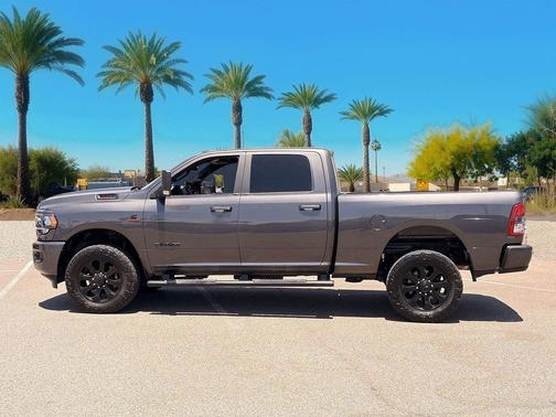 Granite Crystal Metallic Clearcoat 2020 RAM 2500 Big Horn Crew Cab 4x4 6'4' Box