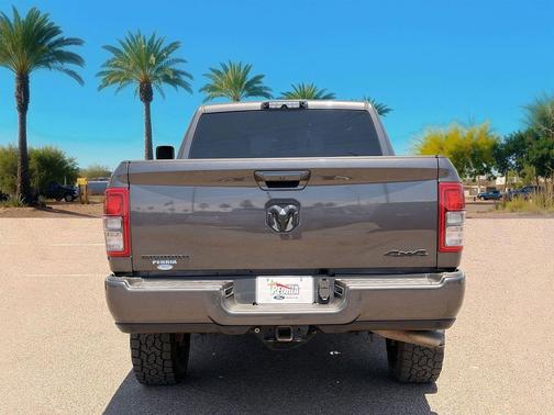Granite Crystal Metallic Clearcoat 2020 RAM 2500 Big Horn Crew Cab 4x4 6'4' Box