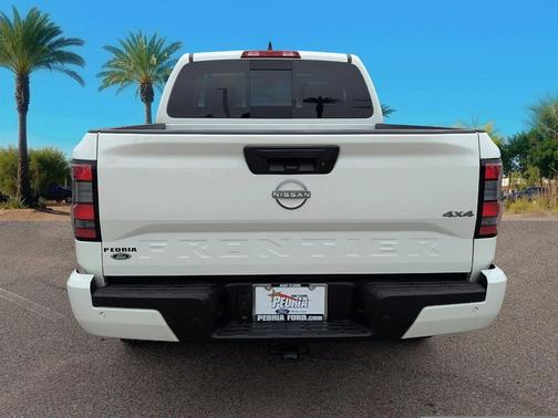 2025 Nissan Frontier SV