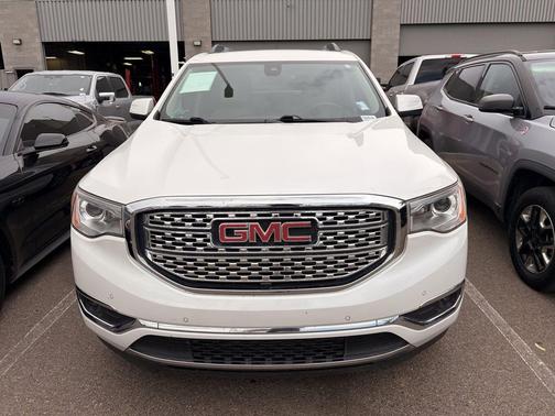 White Frost Tricoat 2018 GMC Acadia Denali