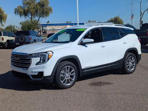 2024 GMC Terrain SLT
