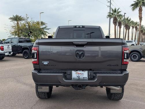 2022 RAM 2500 Limited Crew Cab 4x4 6'4' Box