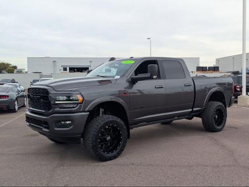 2022 RAM 2500 Limited Crew Cab 4x4 6'4' Box