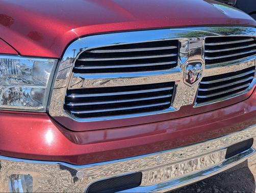 Delmonico Red Pearlcoat 2017 RAM 1500 Big Horn