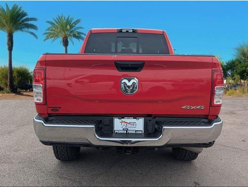 Flame Red Clearcoat 2022 RAM 2500 Tradesman Crew Cab 4x4 6'4' Box
