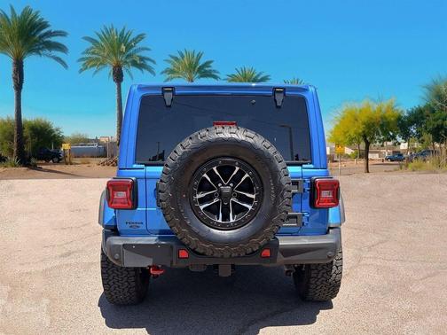 Hydro Blue Pearlcoat 2025 Jeep Wrangler Rubicon