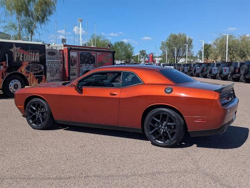 2022 Dodge Challenger SXT
