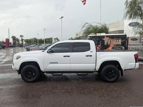 2022 Toyota Tacoma SR5