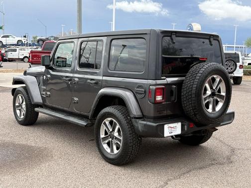 Granite Crystal 2022 Jeep Wrangler Unlimited Sahara