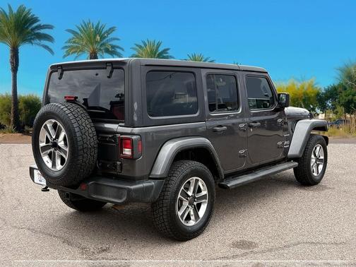 Granite Crystal 2022 Jeep Wrangler Unlimited Sahara
