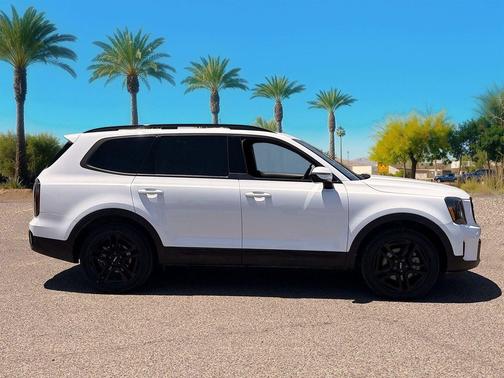 Glacial White Pearl 2024 Kia Telluride SX X-Line