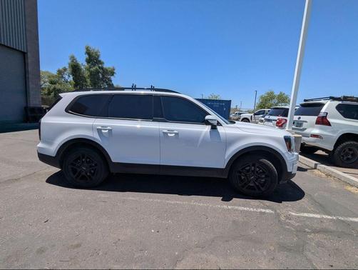 Glacial White Pearl 2024 Kia Telluride SX X-Line