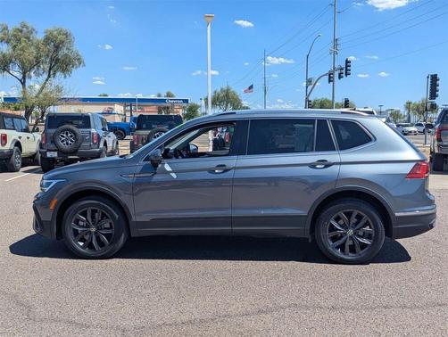 2024 Volkswagen Tiguan 2.0T SE