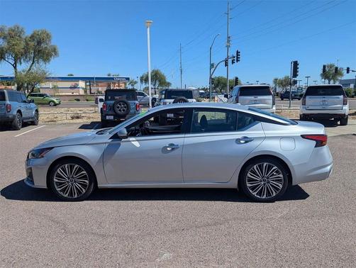 2023 Nissan Altima 2.5 SL