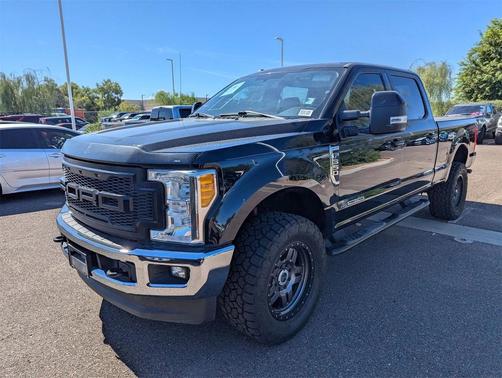 2017 Ford F-350 Lariat