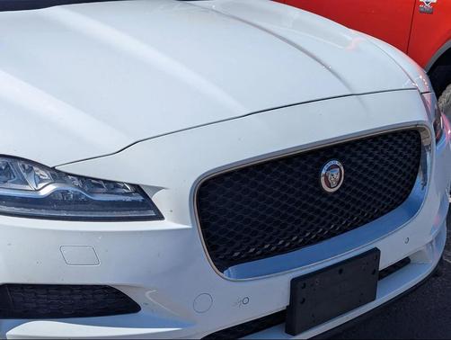 2017 Jaguar F-PACE 35t Prestige