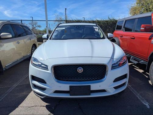 2017 Jaguar F-PACE 35t Prestige