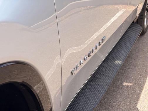 Silver Zynith 2022 Jeep Wagoneer Series II 4x4