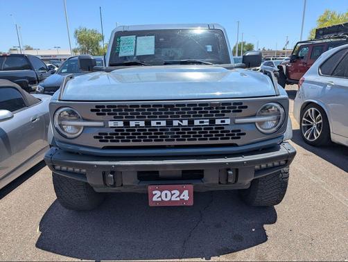 Azure Gray Metallic Tri-Coat 2024 Ford Bronco Badlands