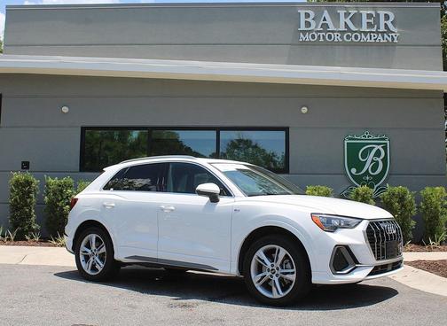 2021 Audi Q3 45 S line Premium