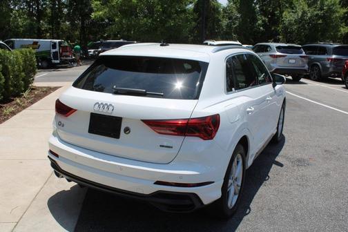 2021 Audi Q3 45 S line Premium