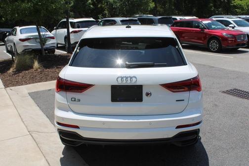 2021 Audi Q3 45 S line Premium