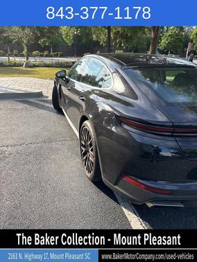 Jet Black Metallic 2024 Porsche Panamera 4