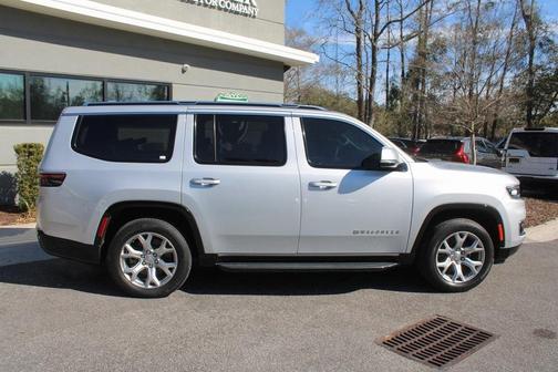 2022 Jeep Wagoneer Series II