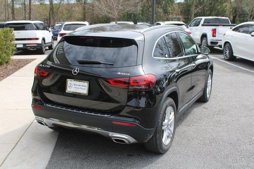 2023 Mercedes-Benz GLA 250 Base 4MATIC