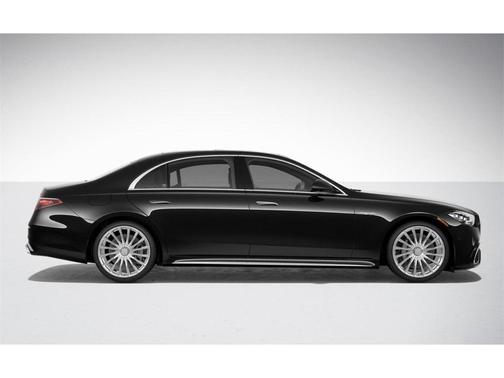 2025 Mercedes-Benz AMG S 63 E Base