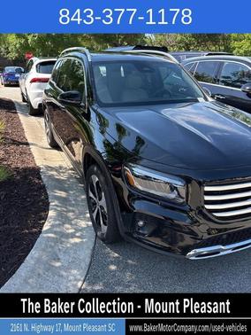 Midnight Black 2026 Mercedes-Benz GLB 250 Base
