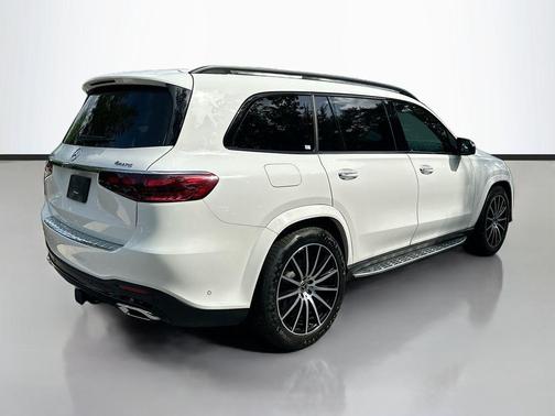 Polar White 2024 Mercedes-Benz GLS 450 4MATIC