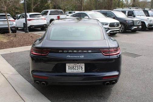 2018 Porsche Panamera 4S