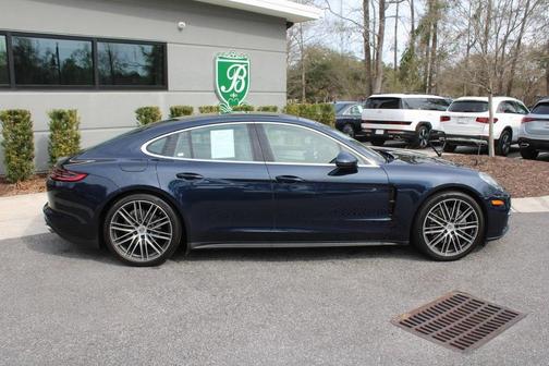 2018 Porsche Panamera 4S