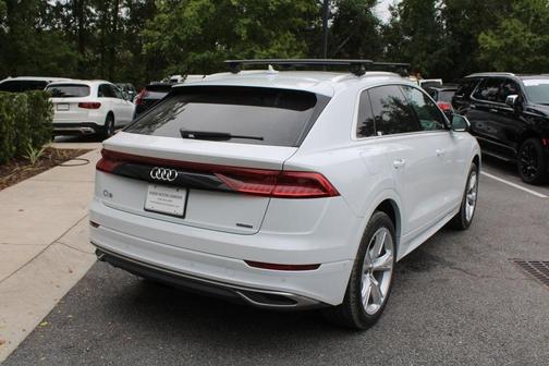 2023 Audi Q8 55 Premium