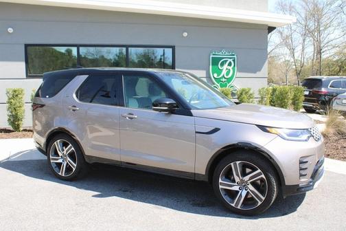 2023 Land Rover Discovery P360 Metropolitan Edition