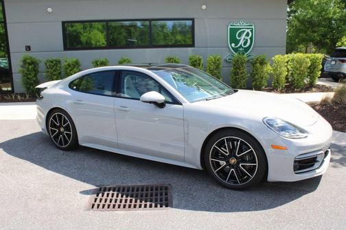 2023 Porsche Panamera Turbo S