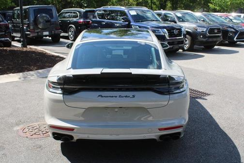2023 Porsche Panamera Turbo S