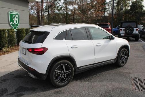 2026 Mercedes-Benz GLA 250 Base