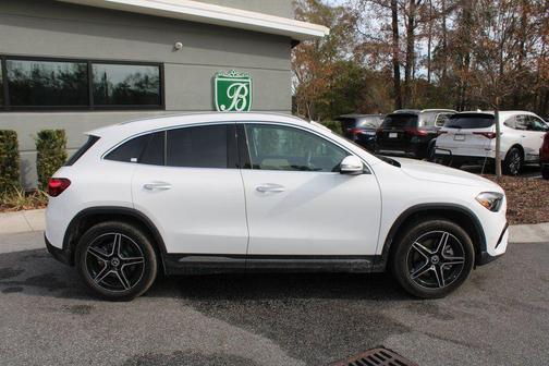 2026 Mercedes-Benz GLA 250 Base