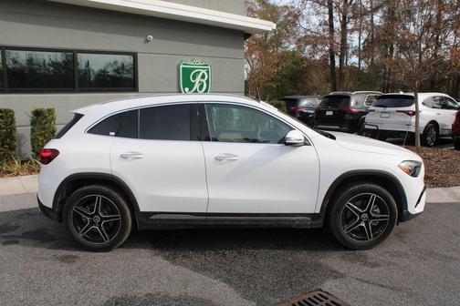 2026 Mercedes-Benz GLA 250 Base