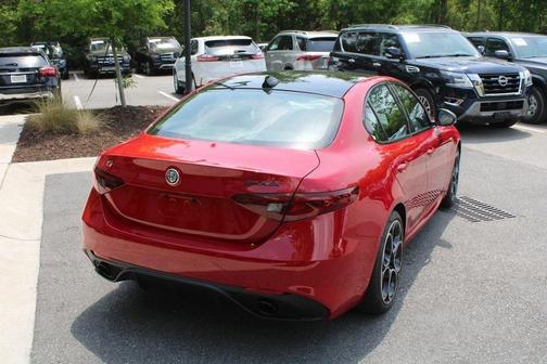 2022 Alfa Romeo Giulia Veloce