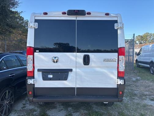 2023 RAM ProMaster 2500 Base