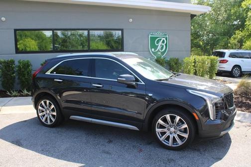 2023 Cadillac XT4 Premium Luxury