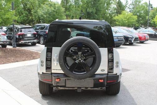 2023 Land Rover Defender 110 X
