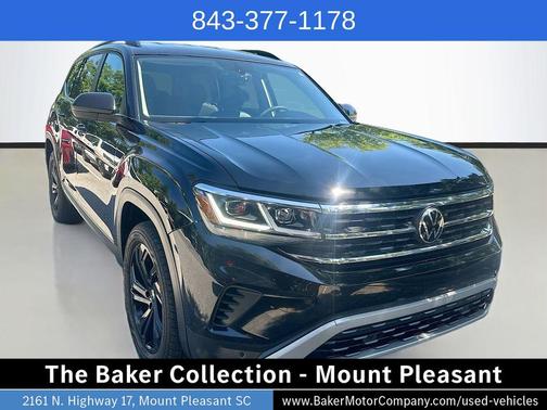 Deep Black Pearl Effect 2023 Volkswagen Atlas 2.0T SE w/Technology