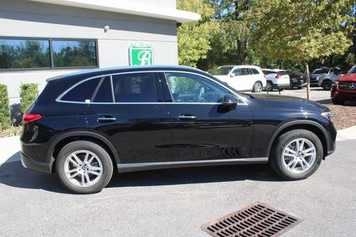 2025 Mercedes-Benz GLC 300 Base
