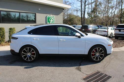 2024 Porsche Cayenne S Coupe AWD